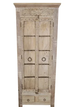 Smalle Indiase Kast met Oude Deuren